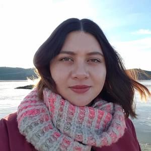 Meet your Posher, Celestine